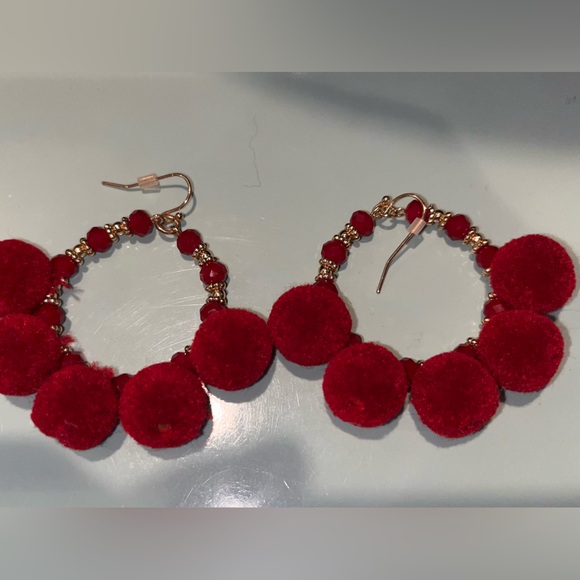 Kendra Scott Earrings - Picture 3 of 5